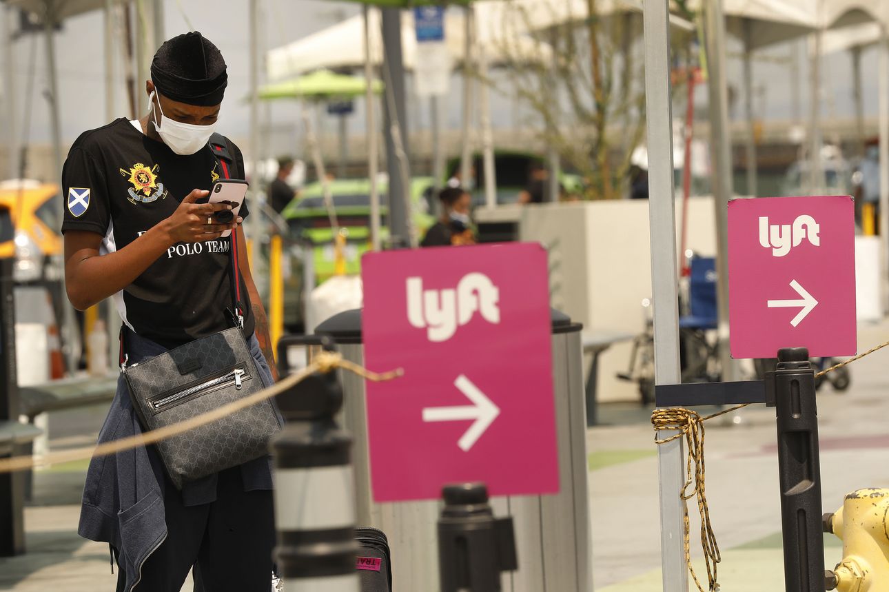 Wall Street Journal: Lyft’s Revenue Jumps 70% as Riders’ Spending Increases